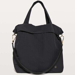 Lululemon on my level bag 30 L, large
